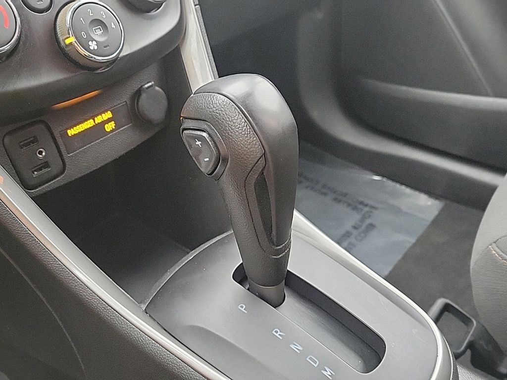 Thumbnail: 2021 Chevrolet Trax - 24