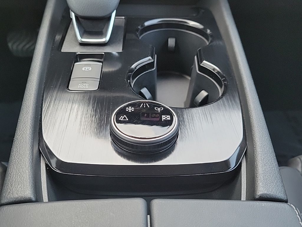 Thumbnail: 2023 Nissan Rogue - 25