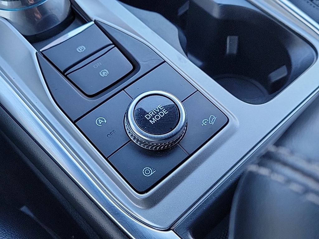 Thumbnail: 2021 Ford Explorer - 31