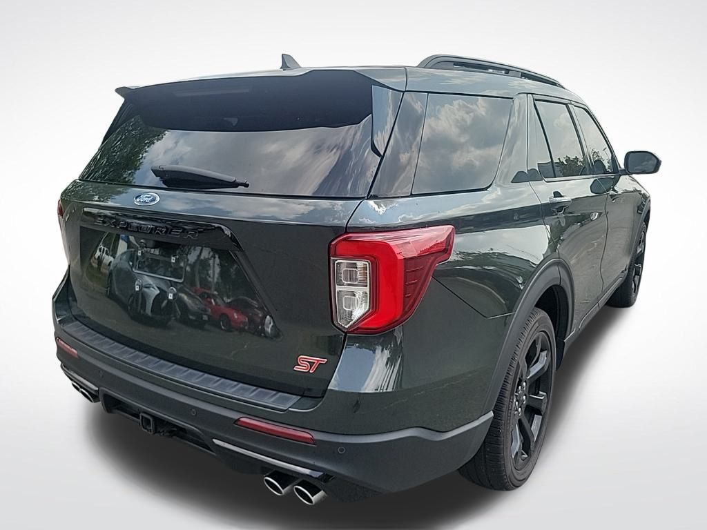 Thumbnail: 2022 Ford Explorer - 5
