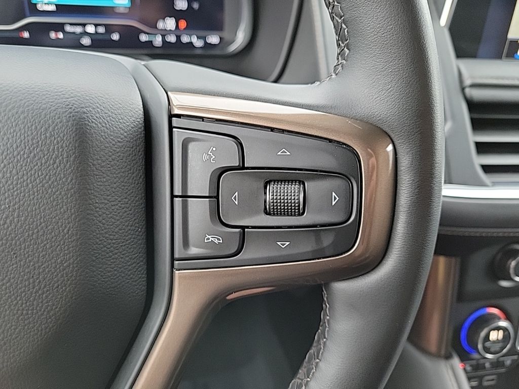 Thumbnail: 2023 Chevrolet Tahoe - 33