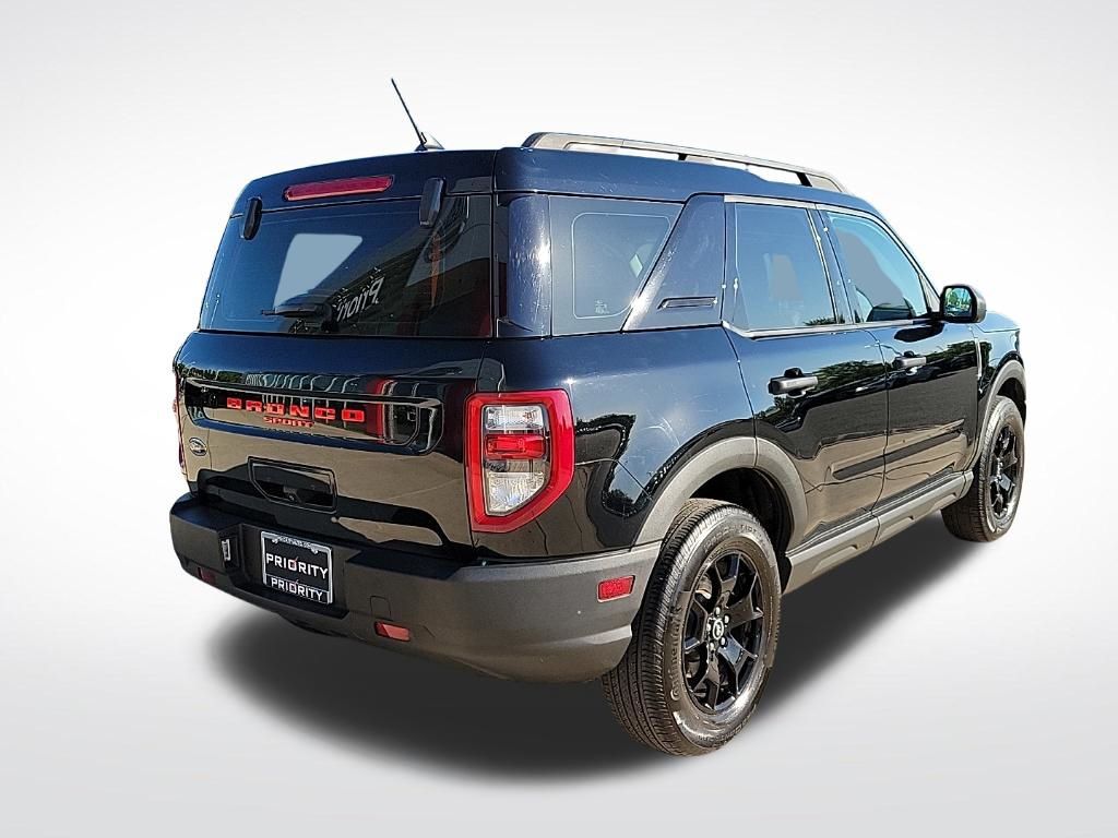 Thumbnail: 2022 Ford Bronco Sport - 4