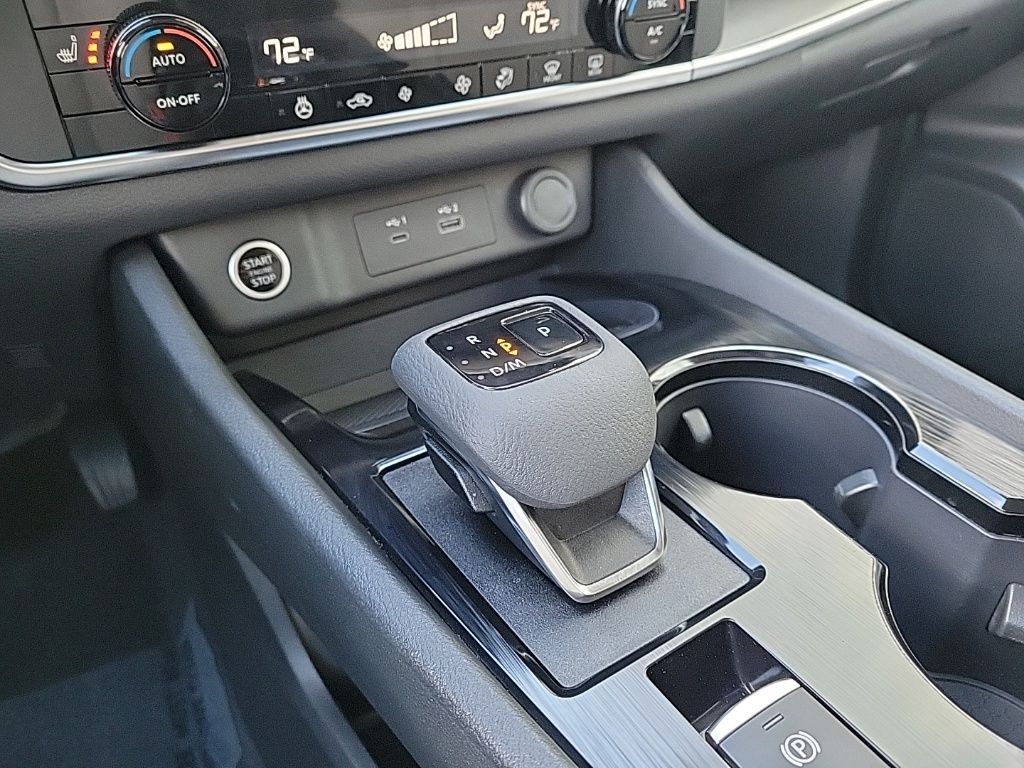 Thumbnail: 2023 Nissan Rogue - 26