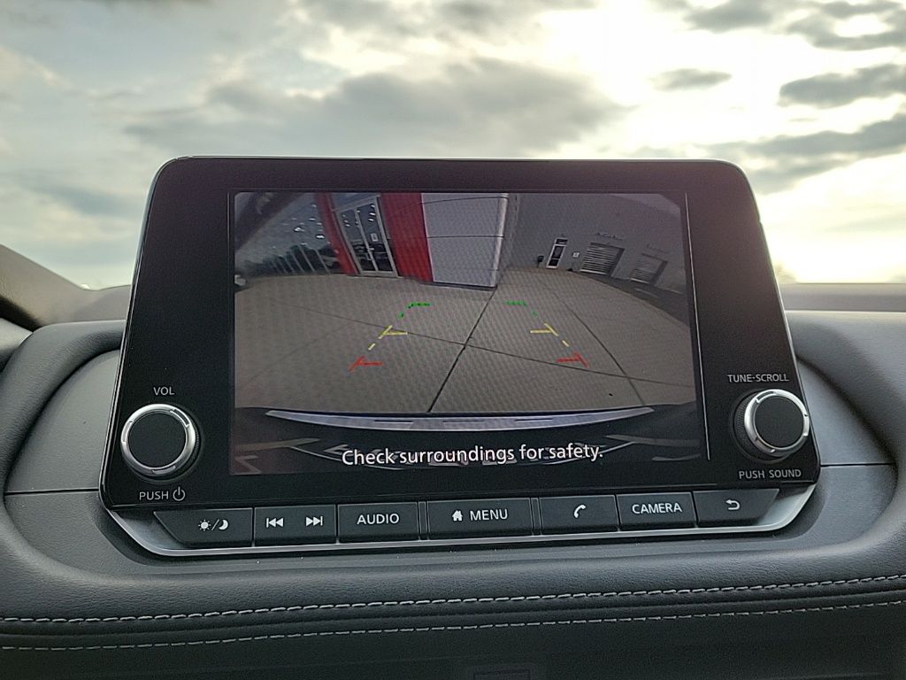 Thumbnail: 2023 Nissan Rogue - 25