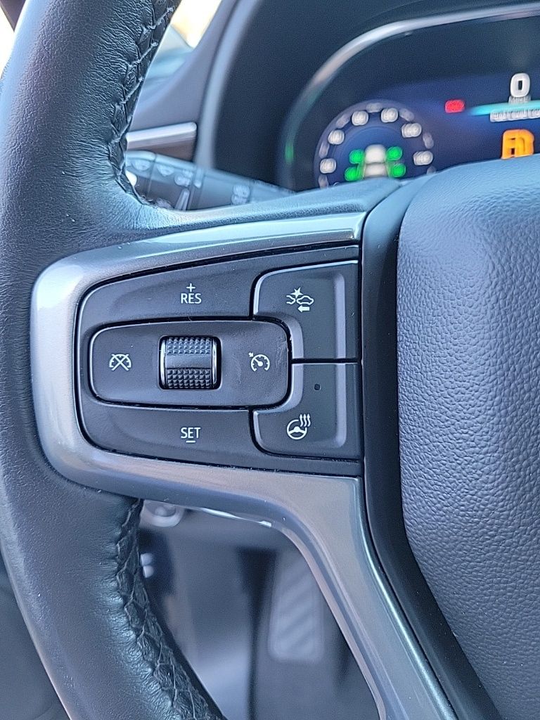 Thumbnail: 2022 Chevrolet Suburban - 26