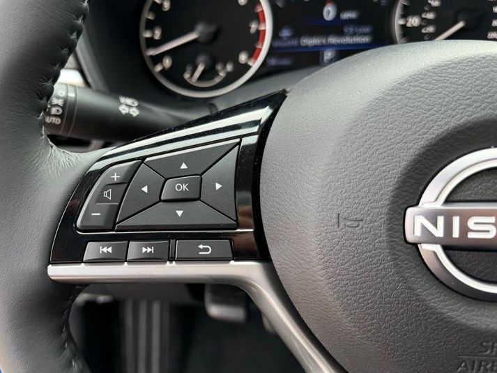 Thumbnail: 2025 Nissan Altima - 17