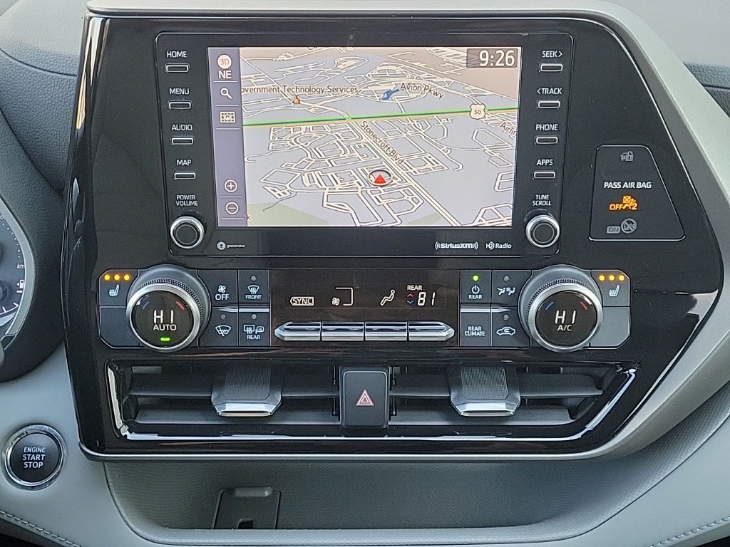 Thumbnail: 2022 Toyota Highlander - 28