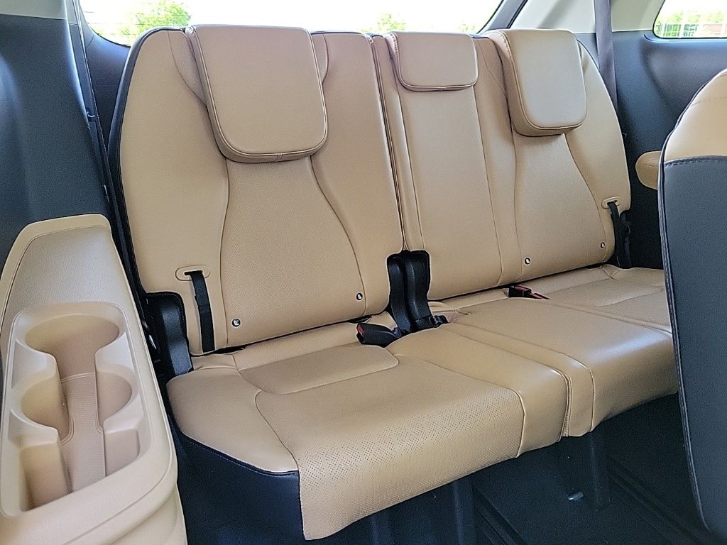 Thumbnail: 2022 Kia Carnival - 14