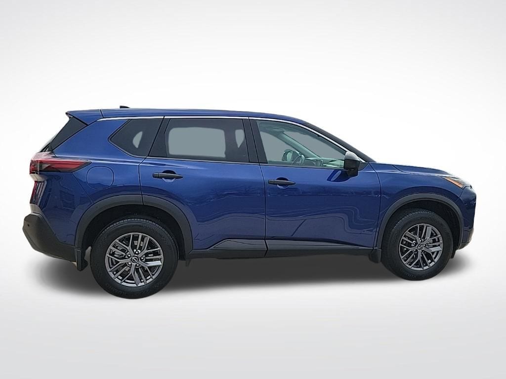 Thumbnail: 2023 Nissan Rogue - 5