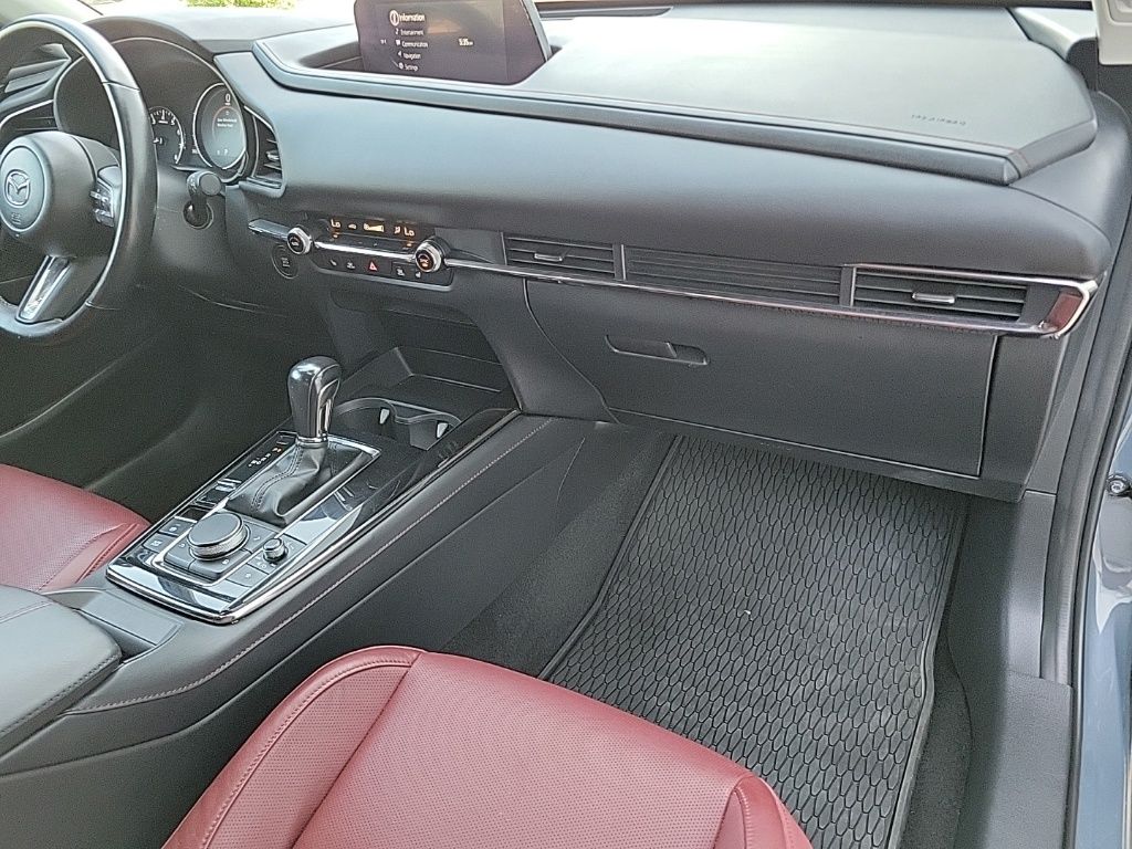 Thumbnail: 2022 Mazda CX-30 - 11