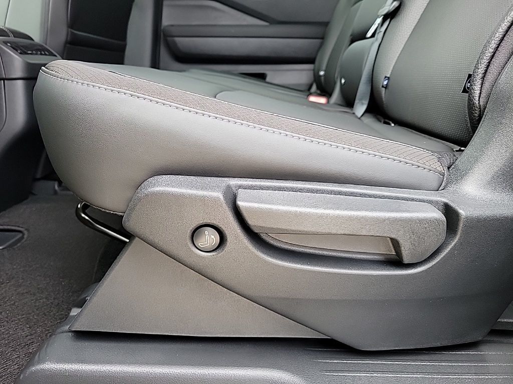 Thumbnail: 2026 Nissan Pathfinder - 14