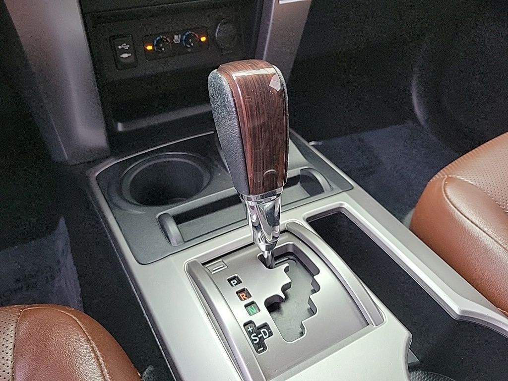 Thumbnail: 2014 Toyota 4Runner - 26