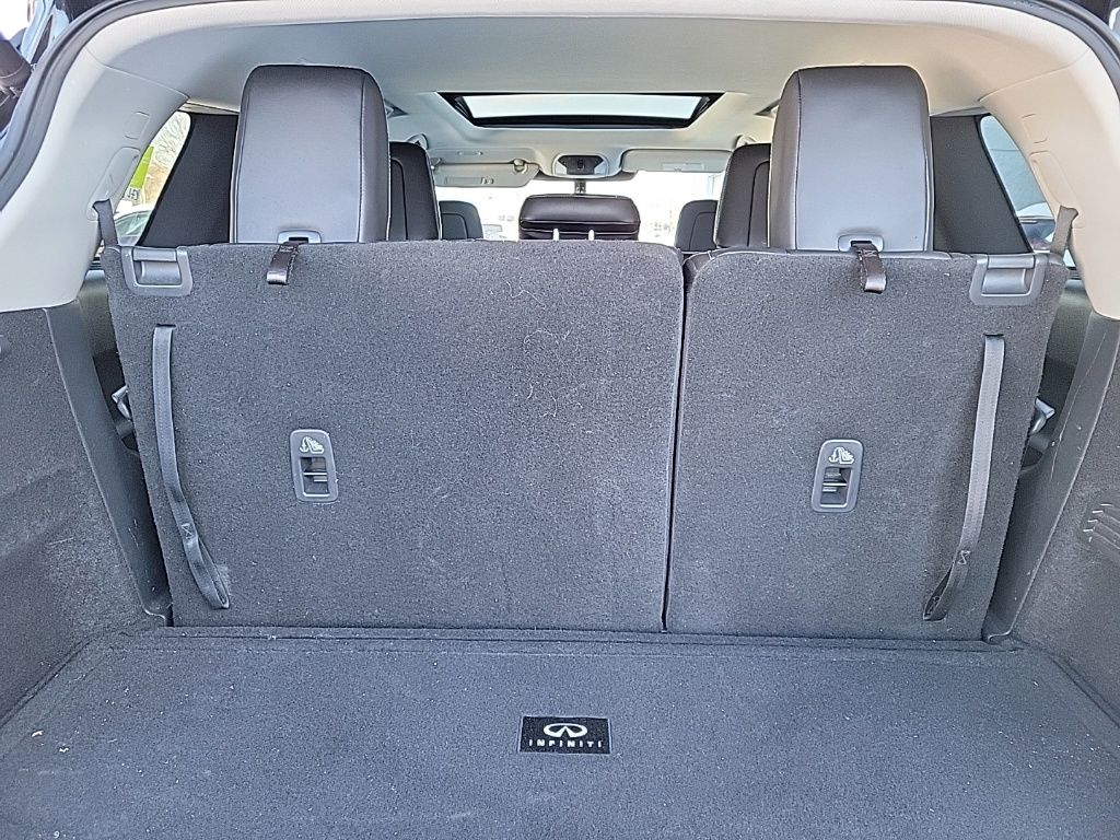 Thumbnail: 2023 INFINITI QX60 - 18