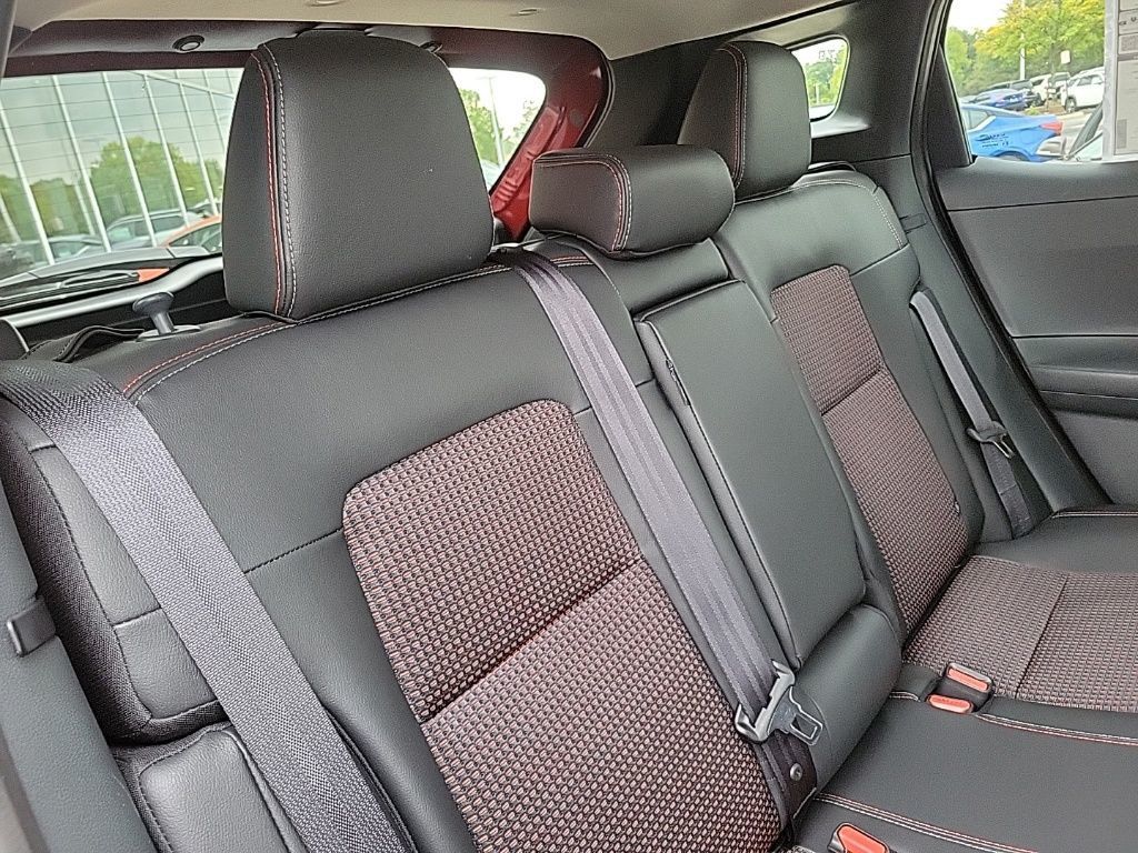 Thumbnail: 2026 Nissan Kicks - 17