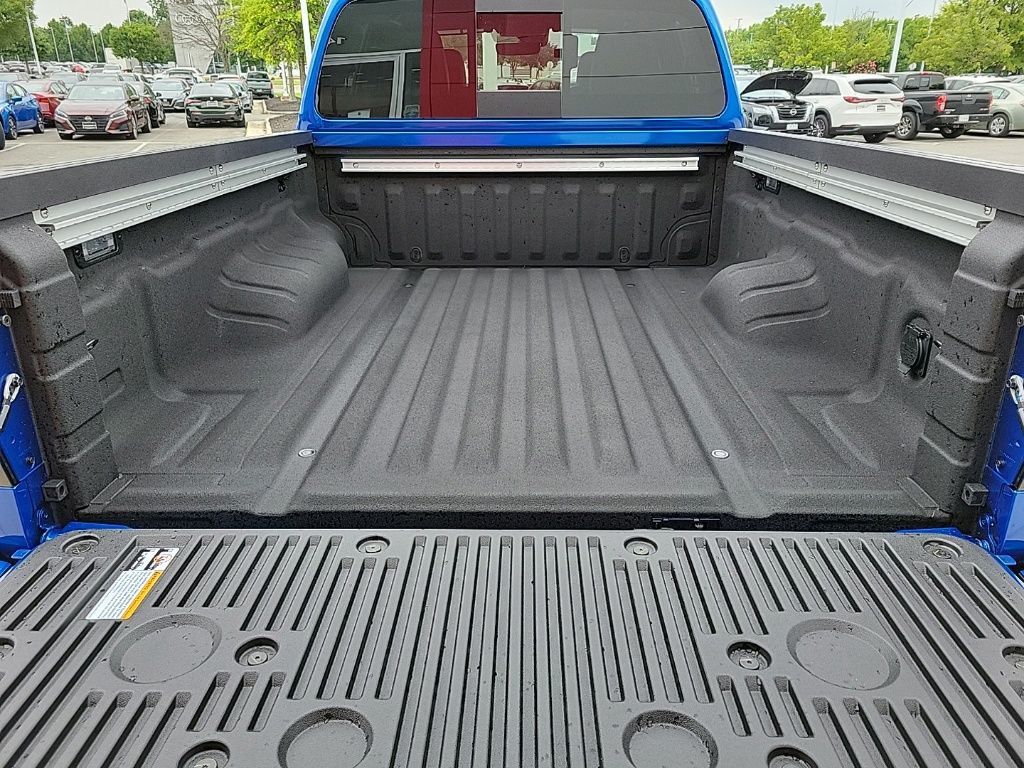 Thumbnail: 2026 Nissan Frontier - 11