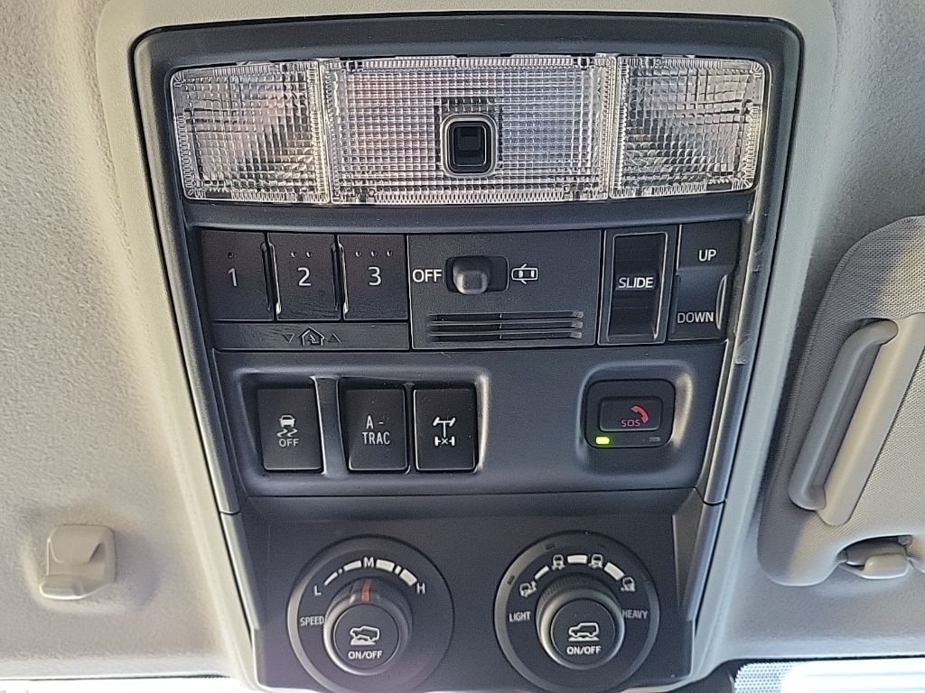 Thumbnail: 2021 Toyota 4Runner - 37