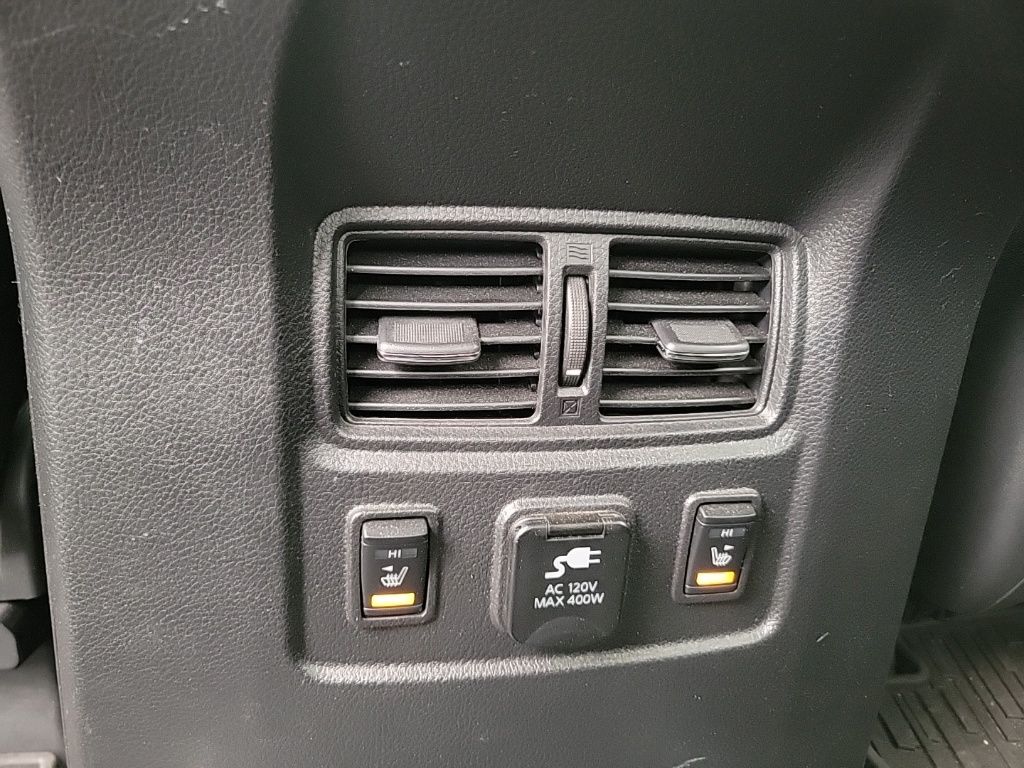 2018 Nissan Titan Platinum Reserve 22
