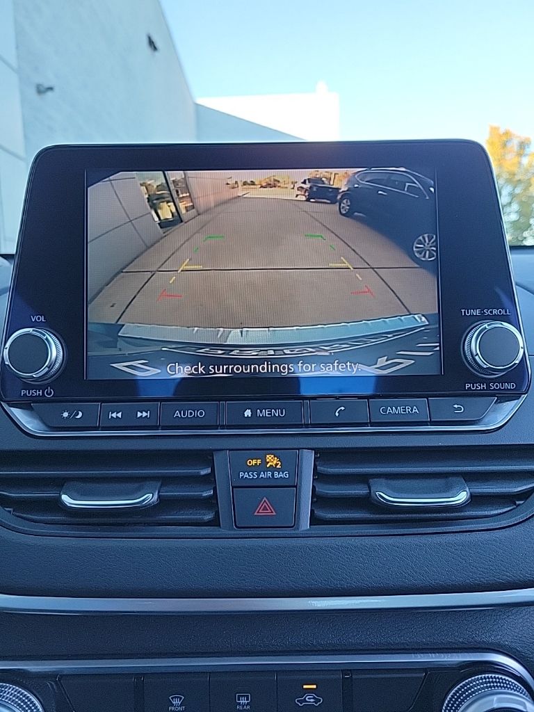 Thumbnail: 2022 Nissan Altima - 32