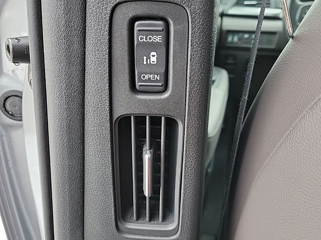 Thumbnail: 2023 Honda Odyssey - 18