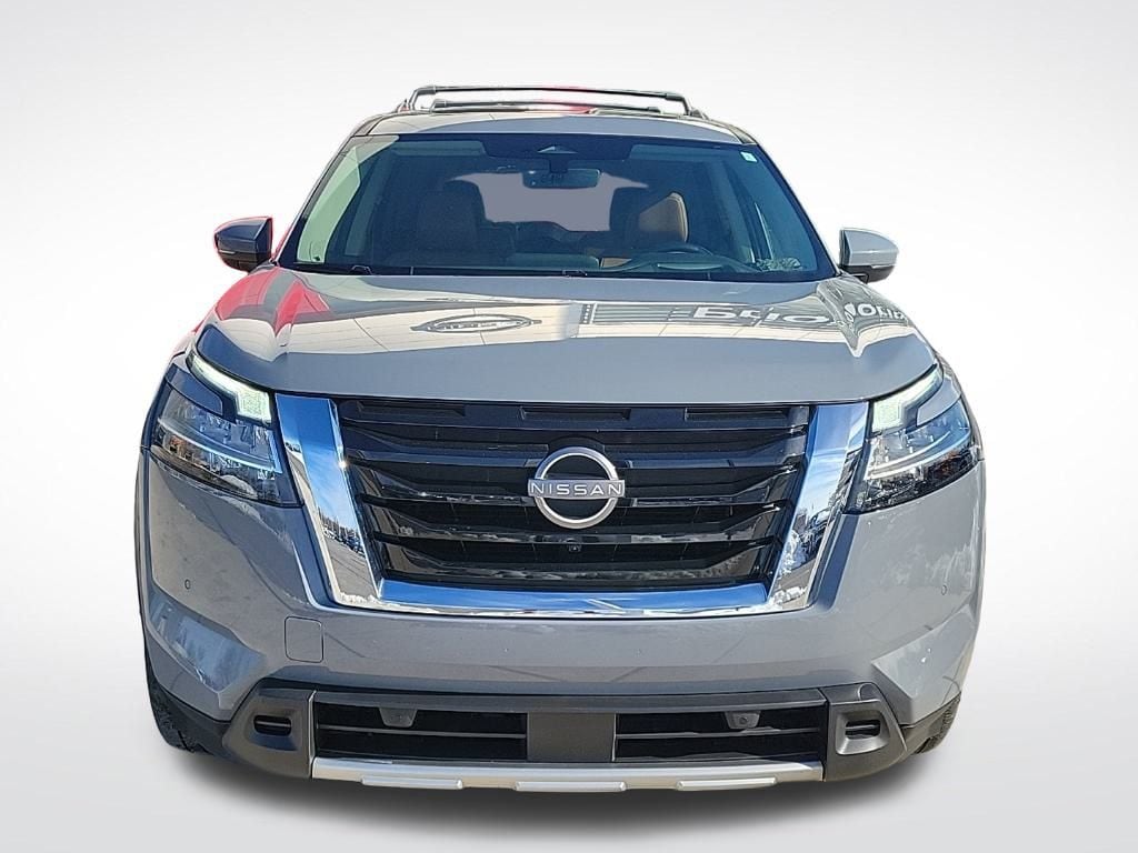 Thumbnail: 2023 Nissan Pathfinder - 8