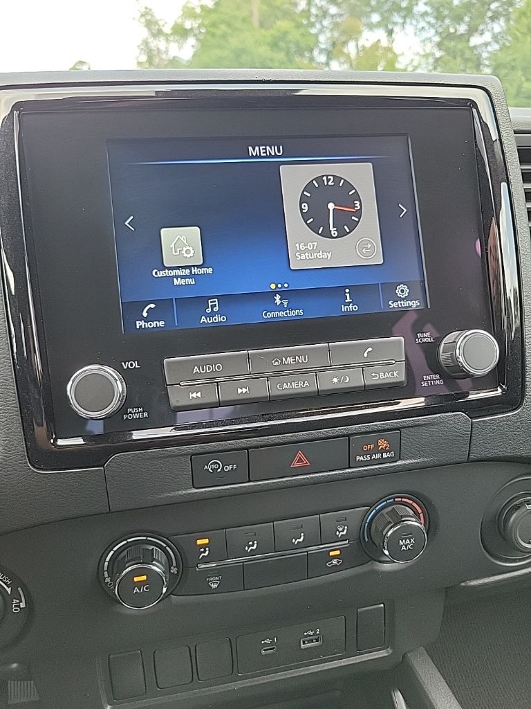 Thumbnail: 2023 Nissan Frontier - 24