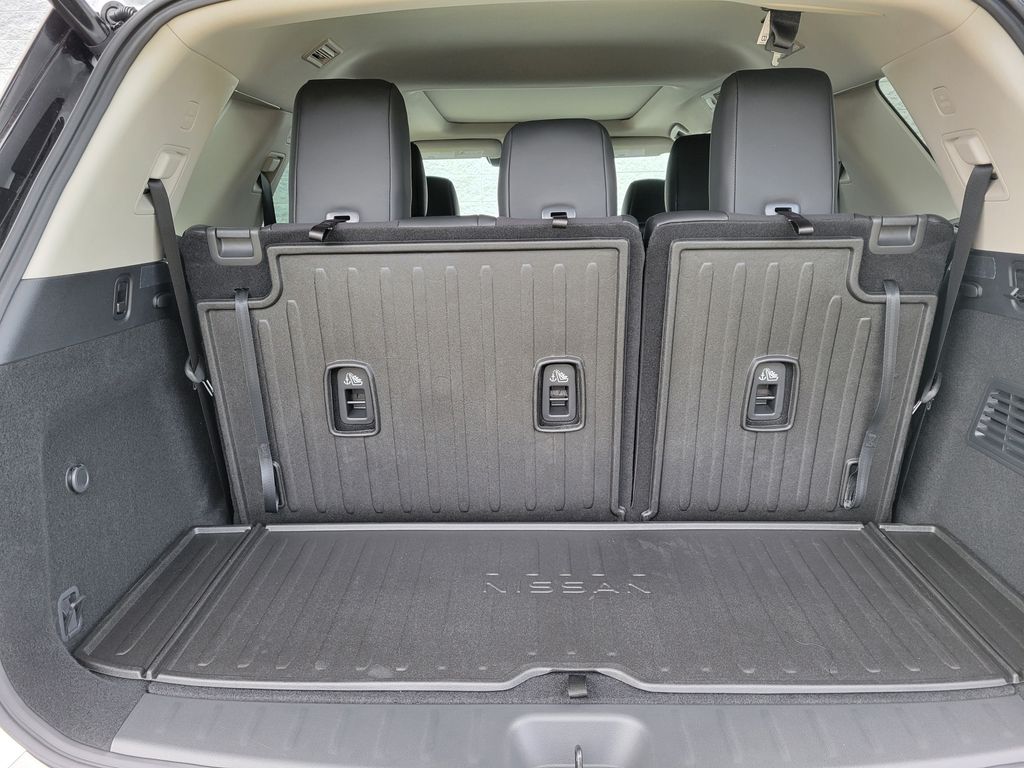 Thumbnail: 2025 Nissan Pathfinder - 24