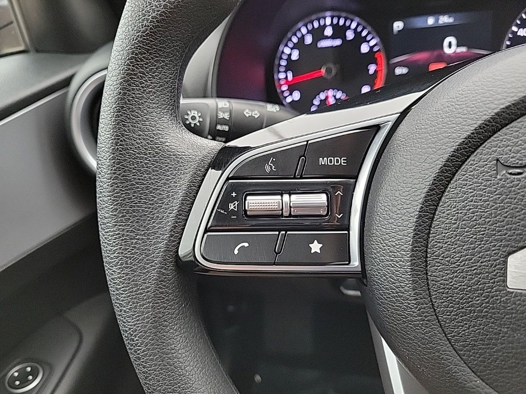 Thumbnail: 2023 Kia Forte - 20