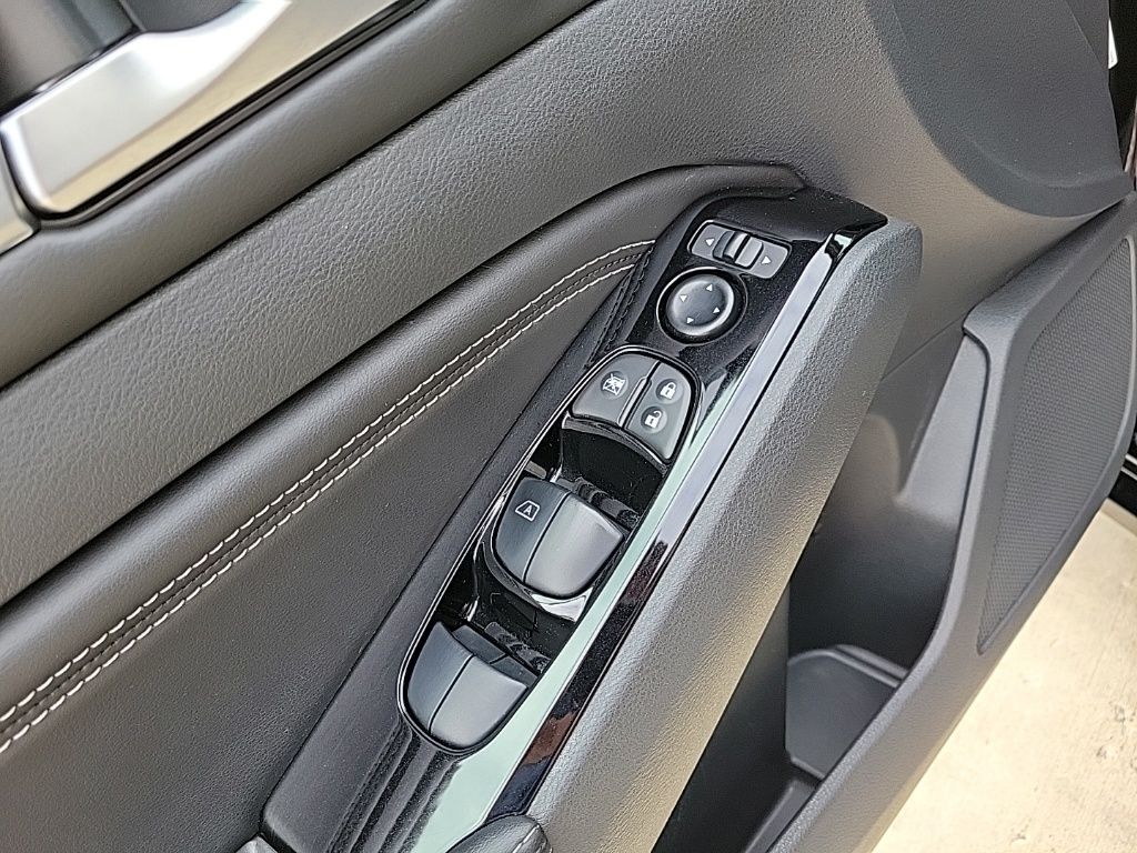 Thumbnail: 2023 Nissan Altima - 29