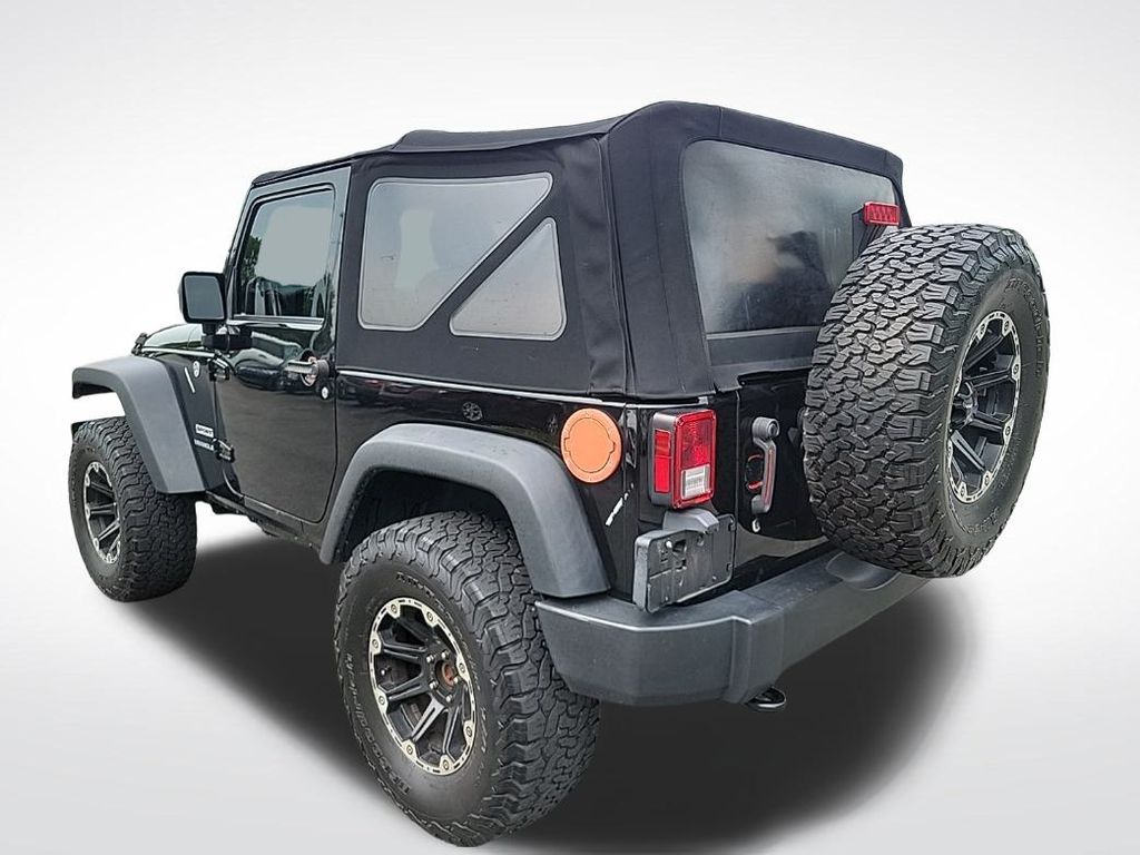 Thumbnail: 2017 Jeep Wrangler - 3