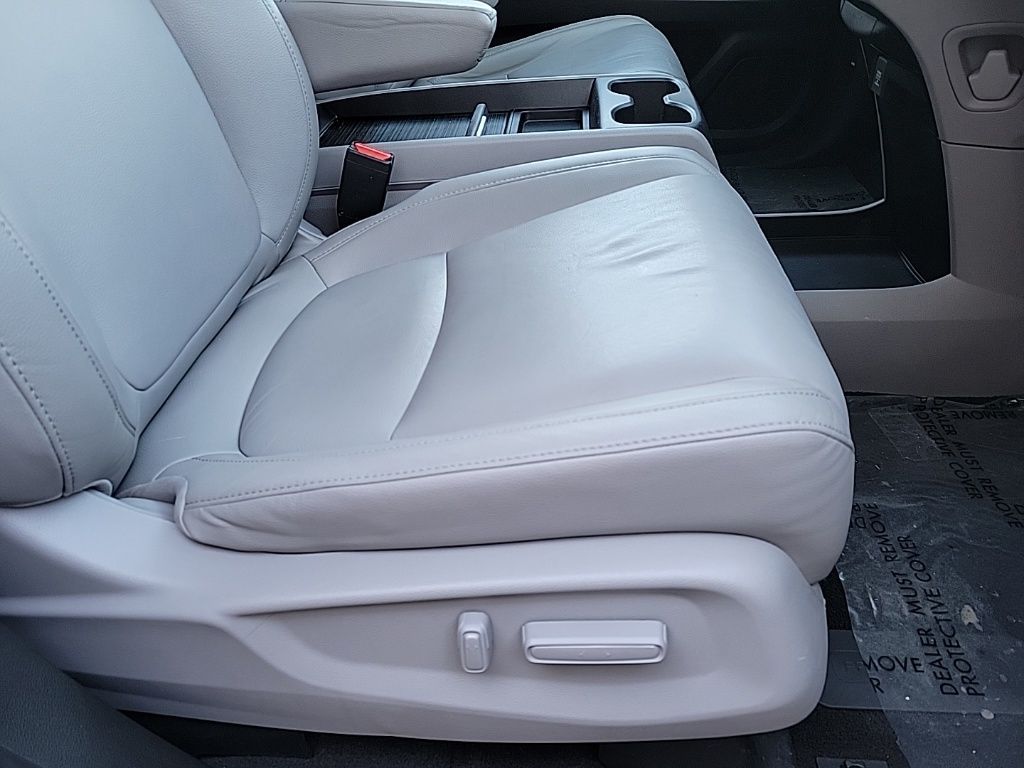 Thumbnail: 2019 Honda Odyssey - 13