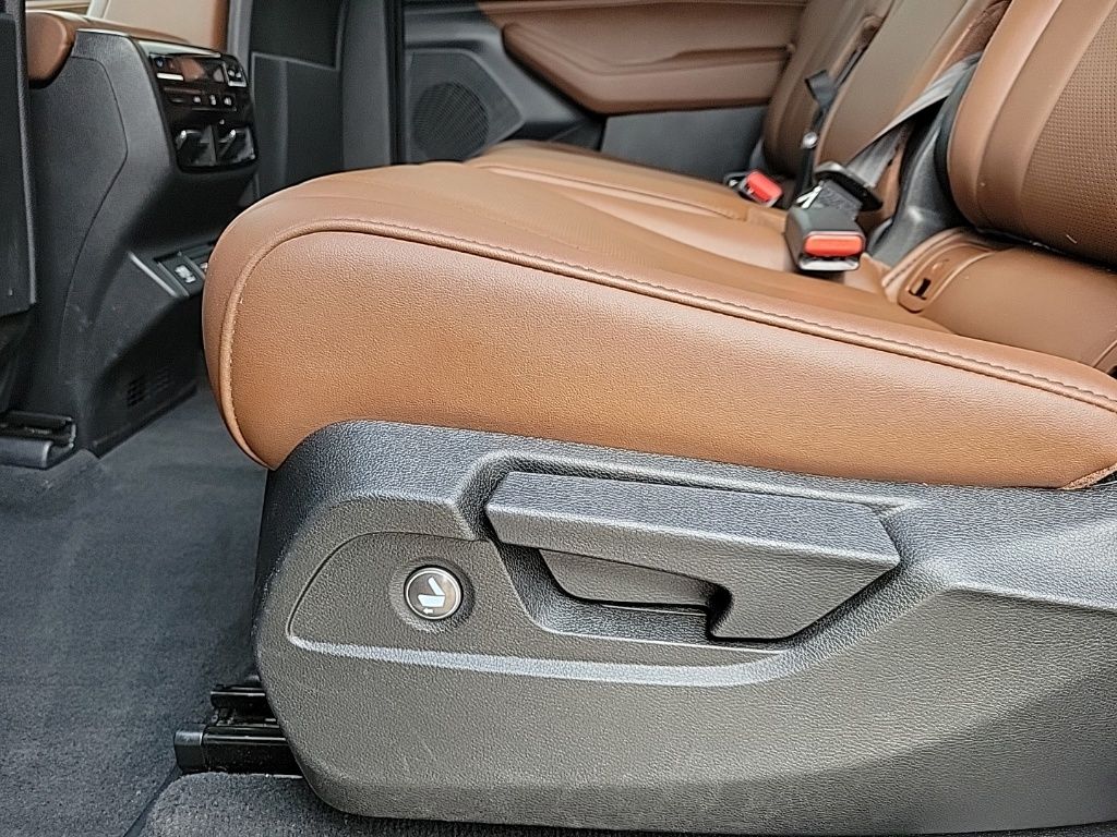 Thumbnail: 2023 Acura MDX - 13