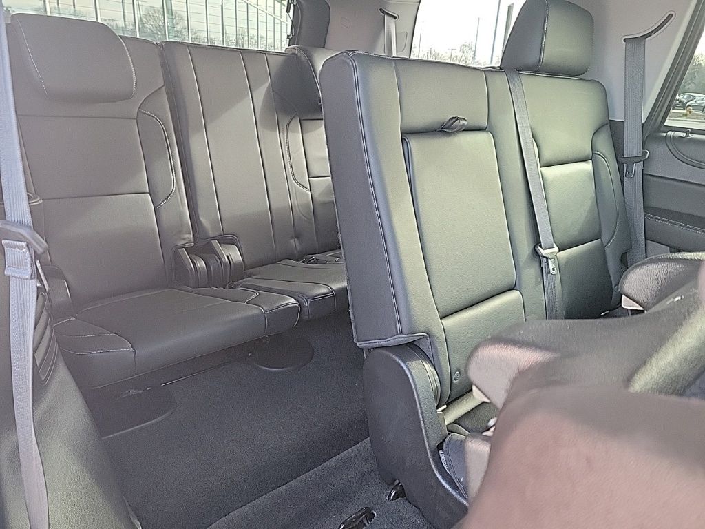 Thumbnail: 2018 Chevrolet Tahoe - 16