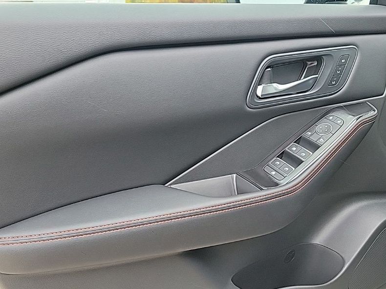 Thumbnail: 2026 Nissan Rogue - 36