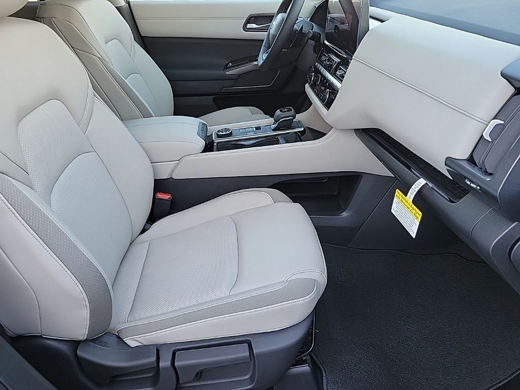 Thumbnail: 2026 Nissan Pathfinder - 19