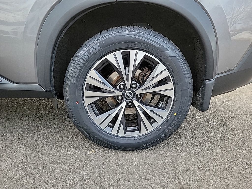 Thumbnail: 2021 Nissan Rogue - 9