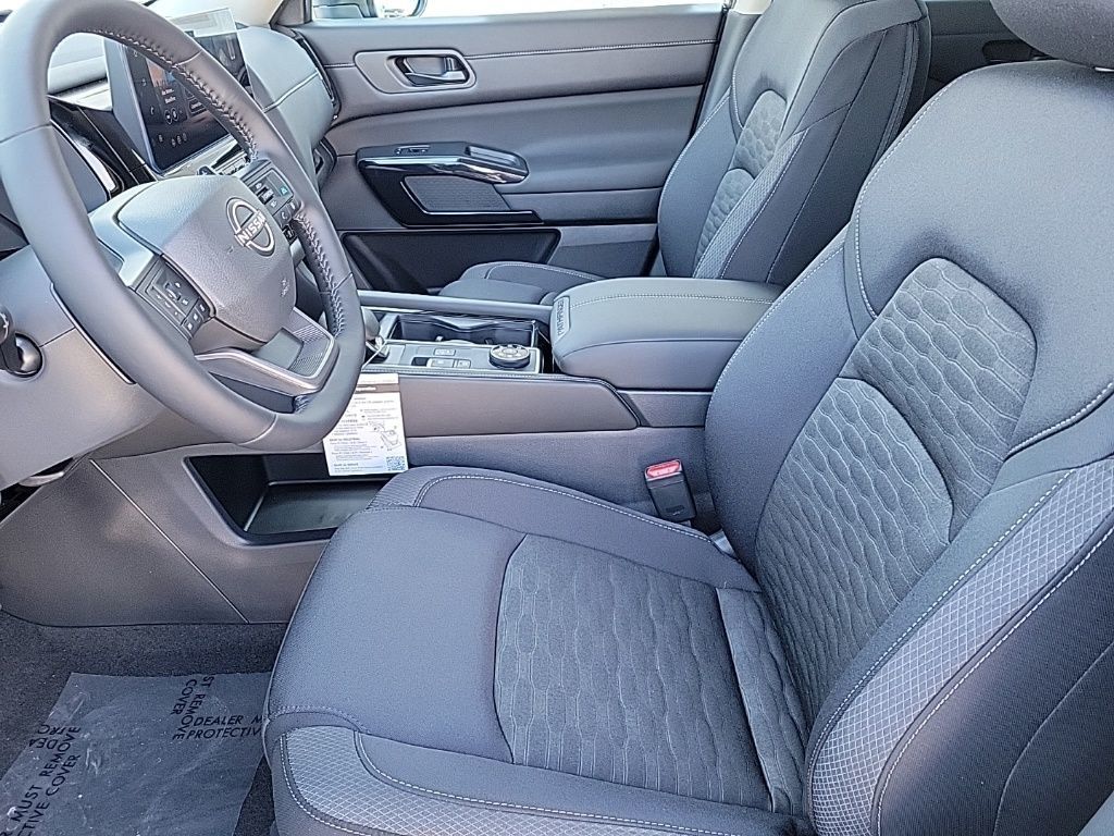 Thumbnail: 2026 Nissan Pathfinder - 10