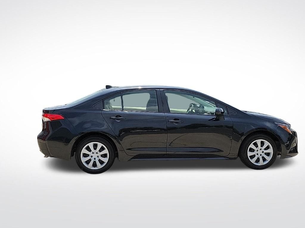 Thumbnail: 2022 Toyota Corolla - 5