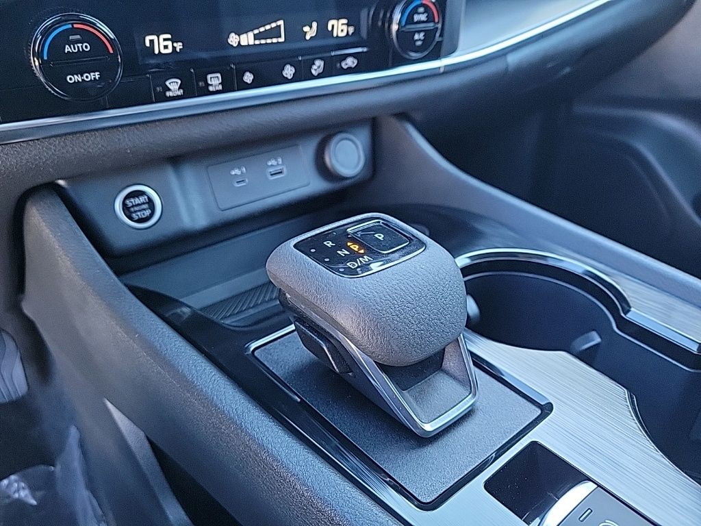 Thumbnail: 2023 Nissan Rogue - 26