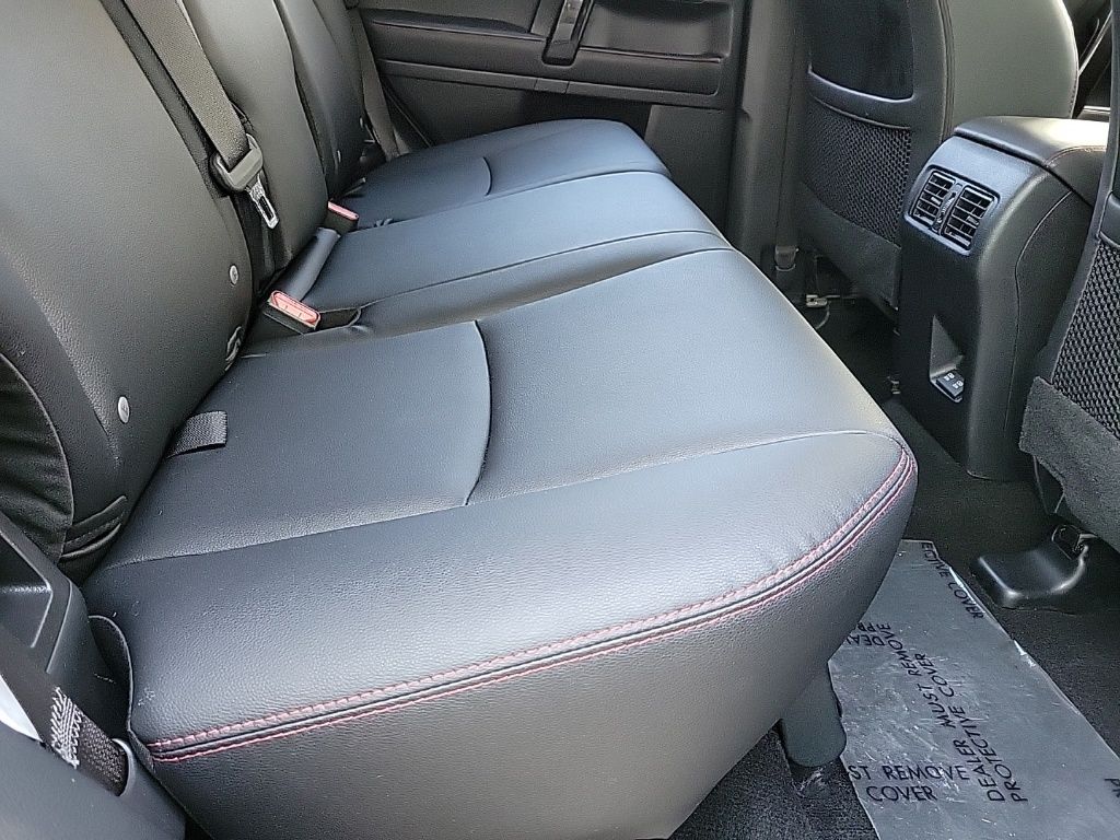 Thumbnail: 2021 Toyota 4Runner - 17