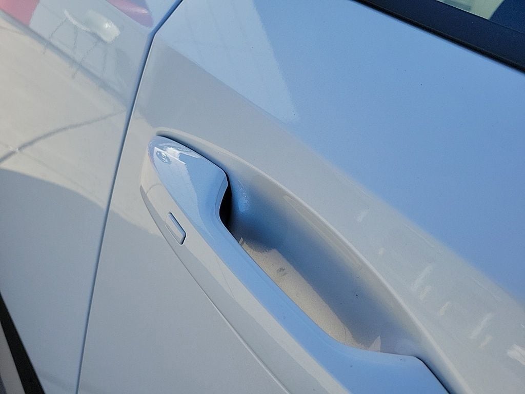 Thumbnail: 2026 Nissan Kicks - 10