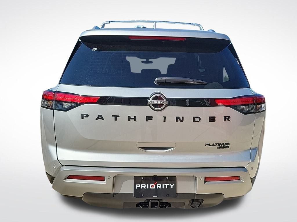 Thumbnail: 2025 Nissan Pathfinder - 4