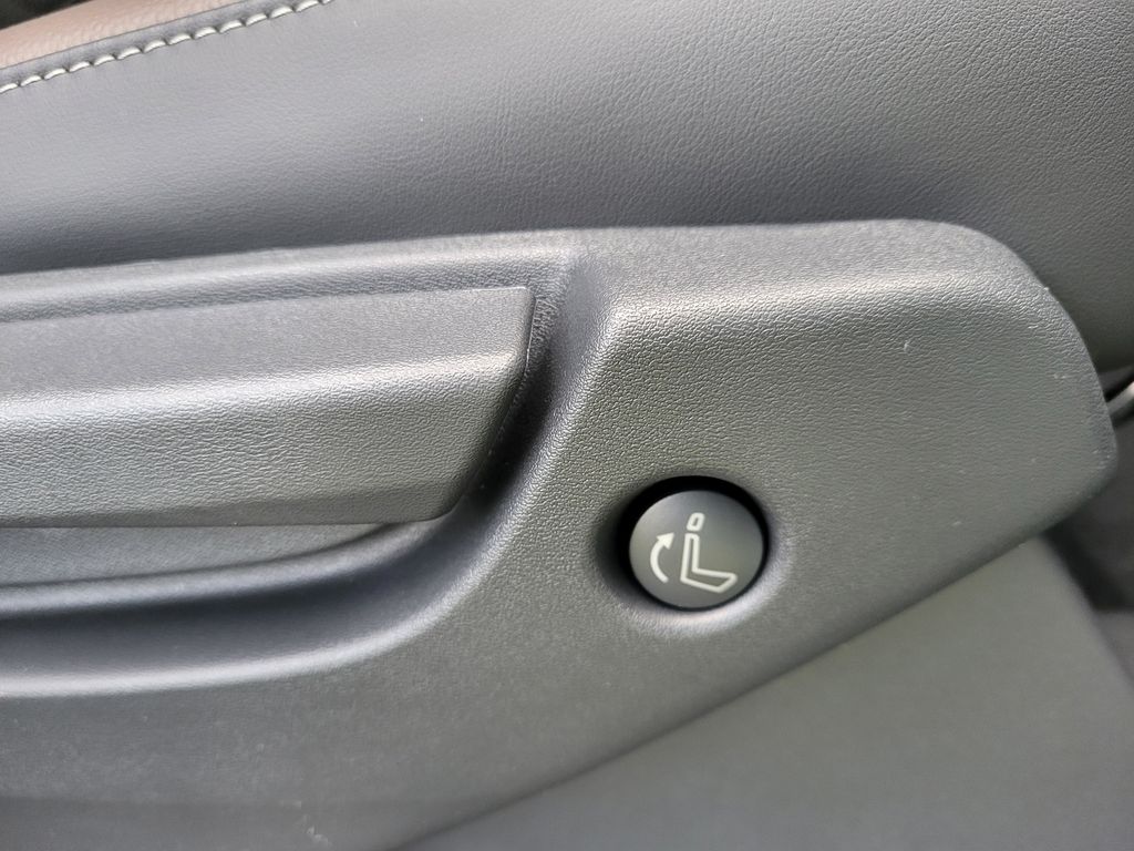 Thumbnail: 2025 Nissan Pathfinder - 18