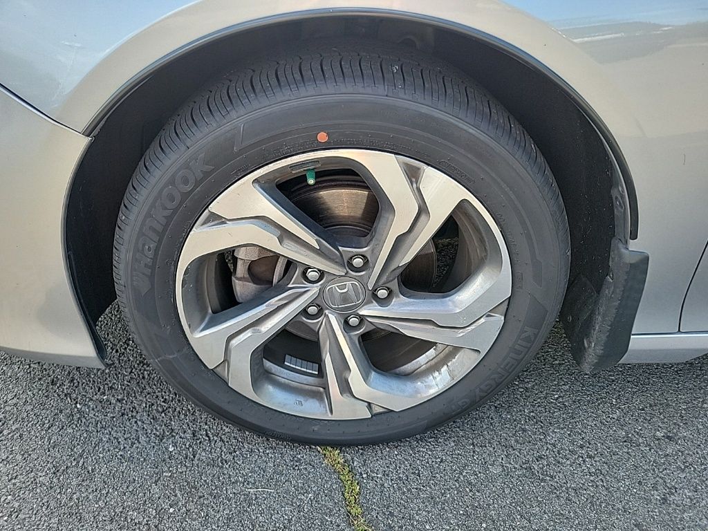 Thumbnail: 2020 Honda Accord - 9