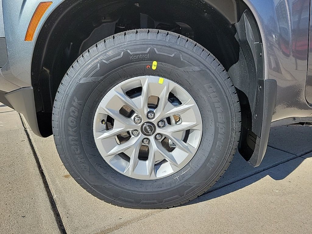 Thumbnail: 2026 Nissan Frontier - 9