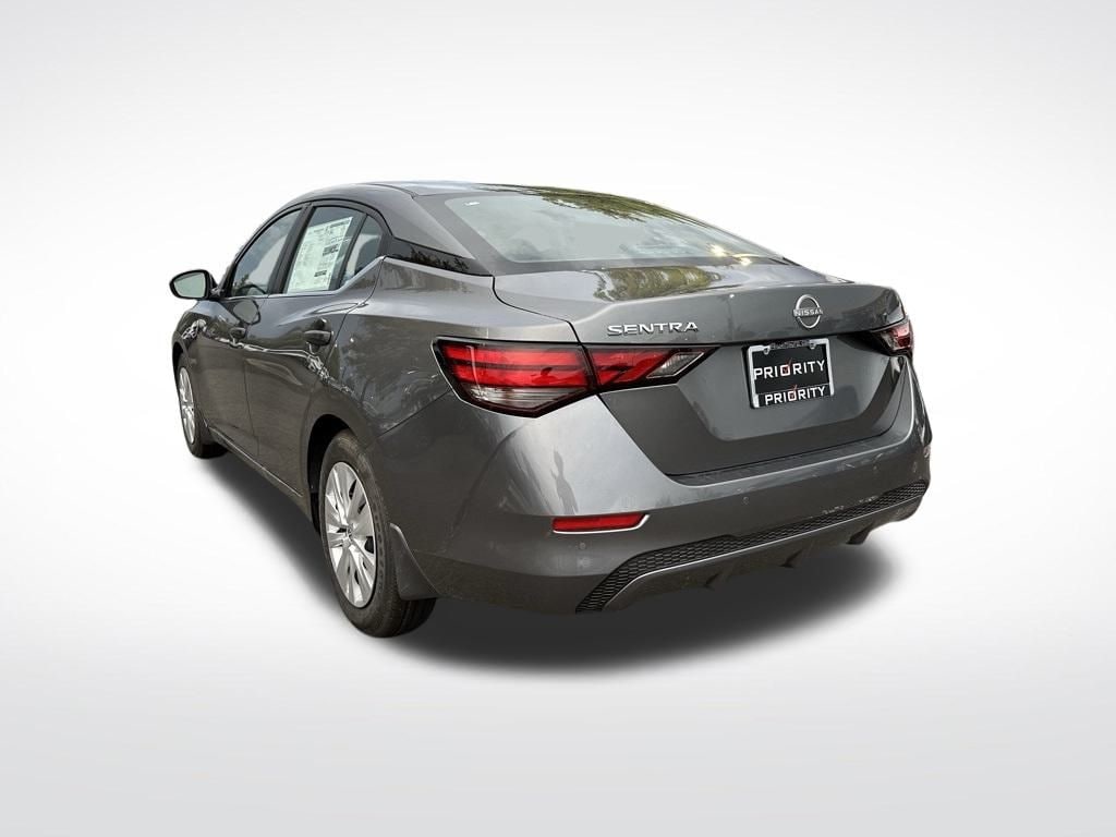 Thumbnail: 2025 Nissan Sentra - 3