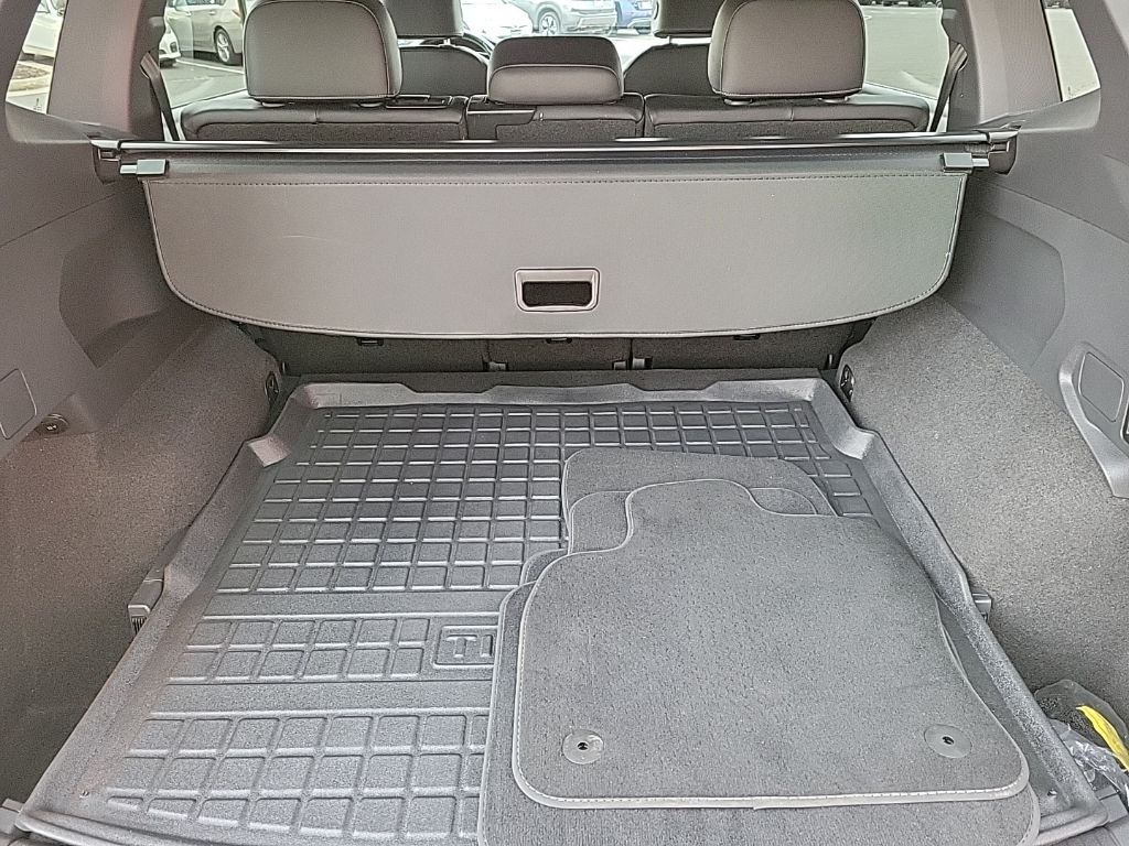 Thumbnail: 2019 Volkswagen Tiguan - 20