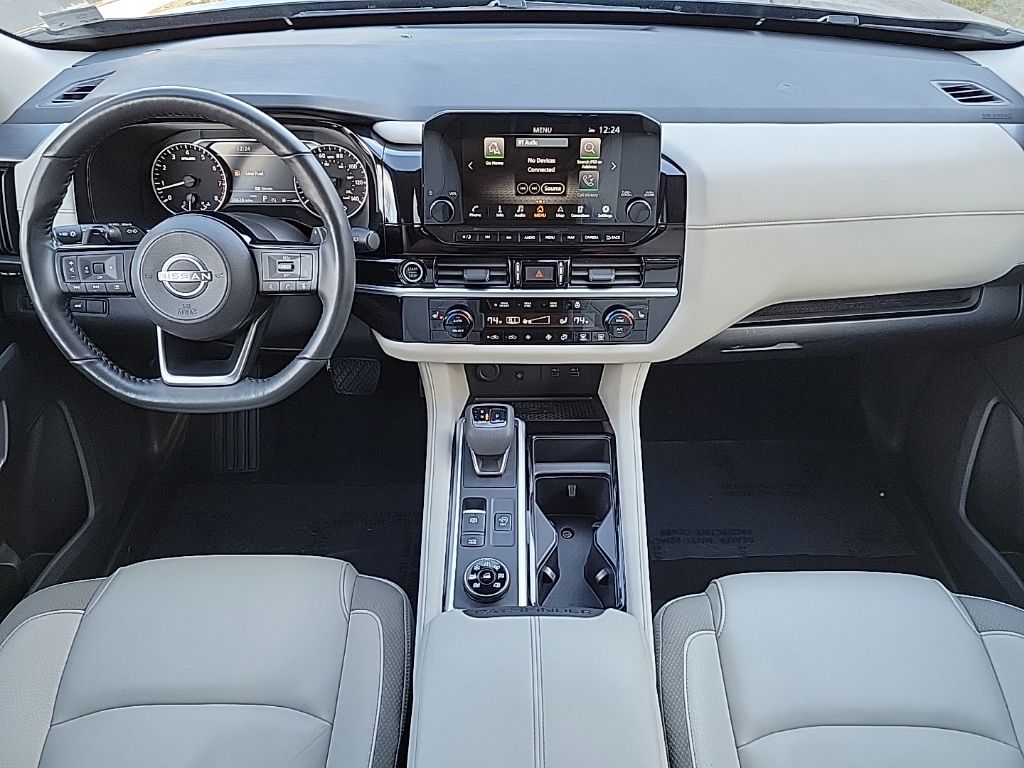 Thumbnail: 2024 Nissan Pathfinder - 25