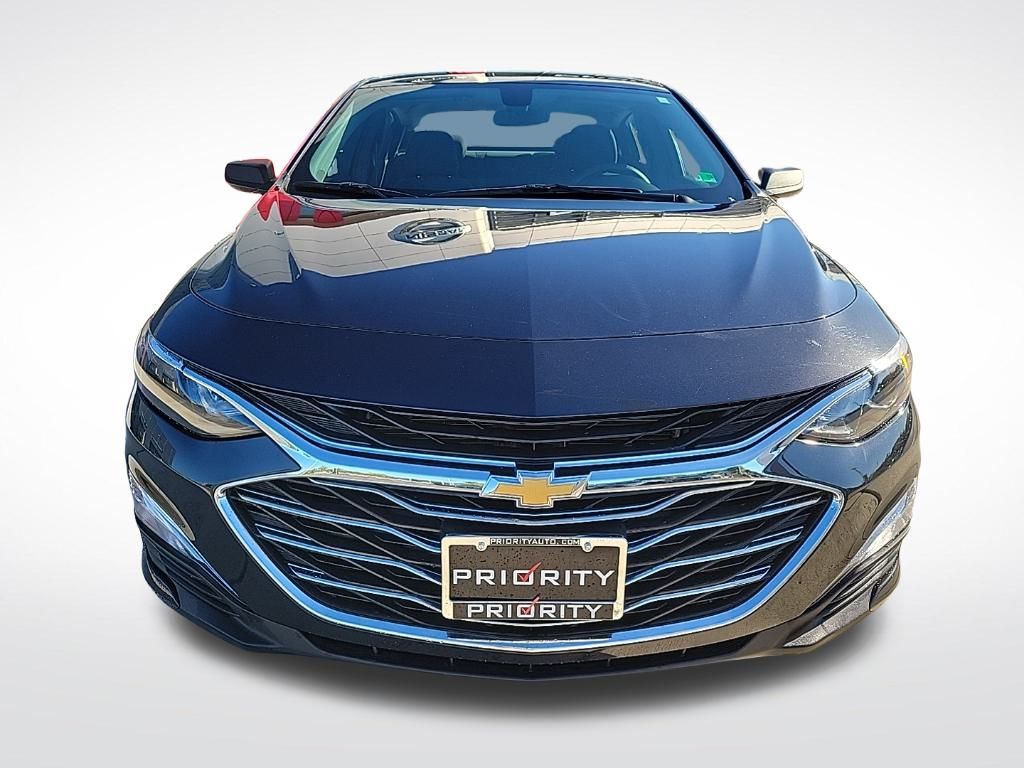 Thumbnail: 2022 Chevrolet Malibu - 9