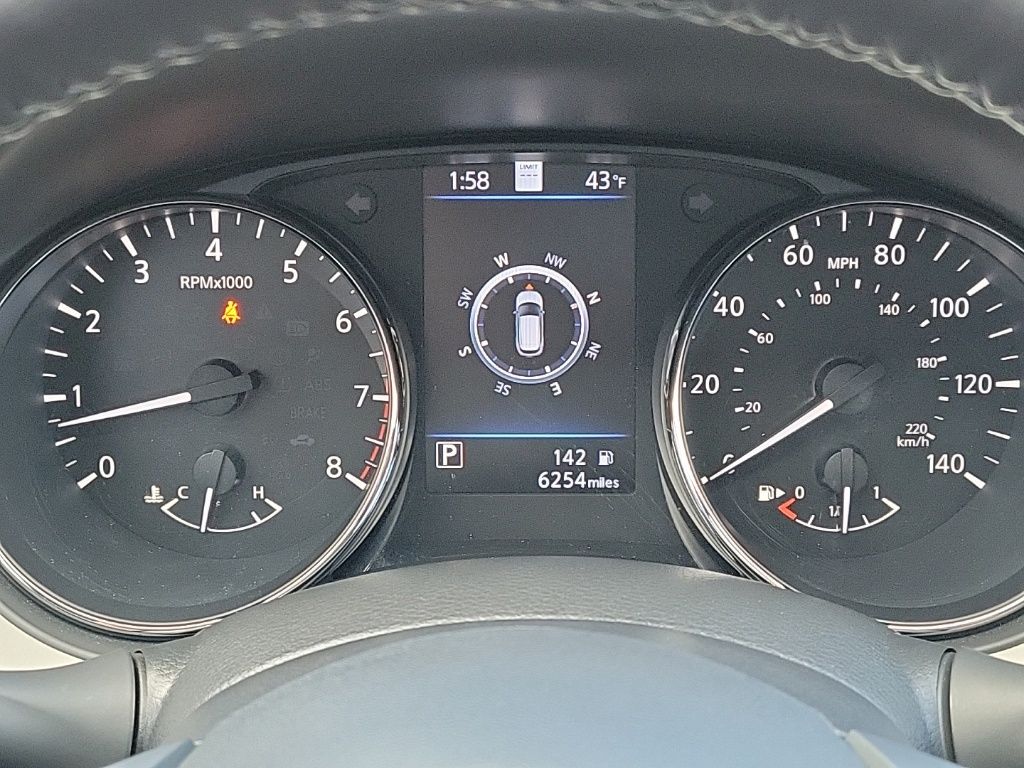 Thumbnail: 2022 Nissan Rogue Sport - 22