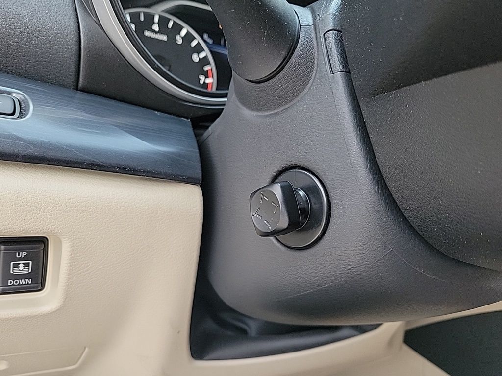 Thumbnail: 2023 Nissan Maxima - 20